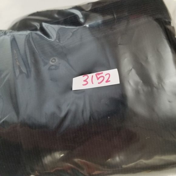 Hue XS stretchy Black corduroy pants - Picture 11 of 11